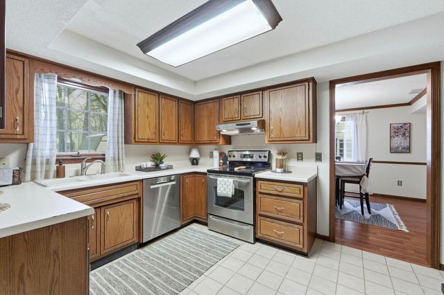 5332 Hartford Drive, Fort Wayne, IN 46835