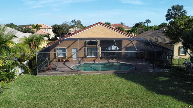 760 SW 190th Ave, Pembroke Pines, FL 33029
