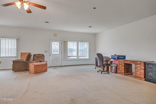 2536 Old Stagecoach Road, Jonesborough, TN 37659