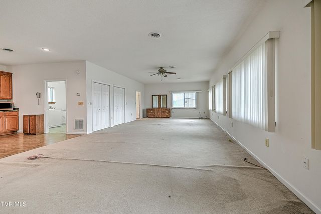 2536 Old Stagecoach Road, Jonesborough, TN 37659