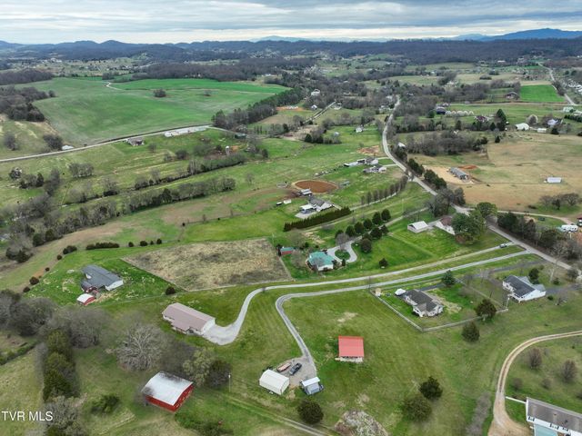 2536 Old Stagecoach Road, Jonesborough, TN 37659