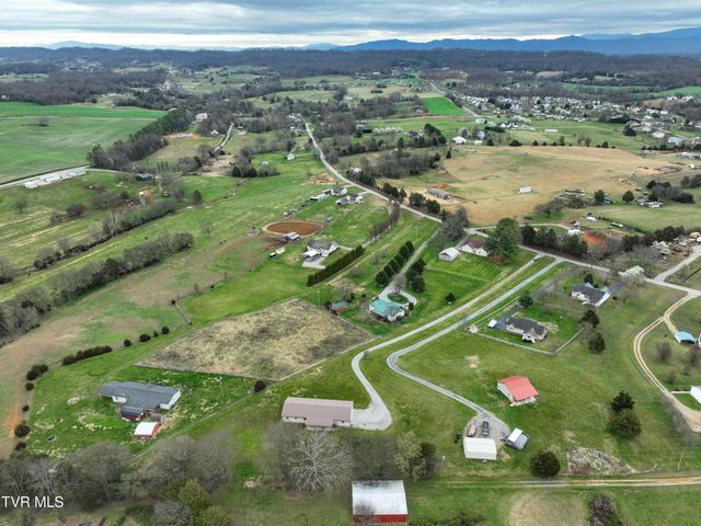 2536 Old Stagecoach Road, Jonesborough, TN 37659