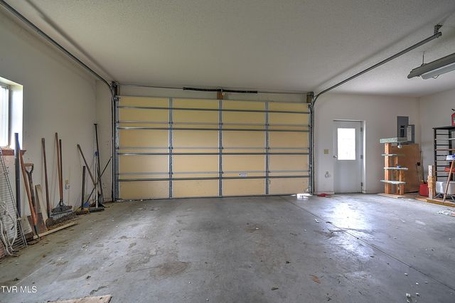 2536 Old Stagecoach Road, Jonesborough, TN 37659