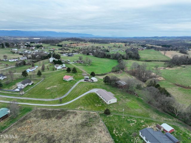 2536 Old Stagecoach Road, Jonesborough, TN 37659