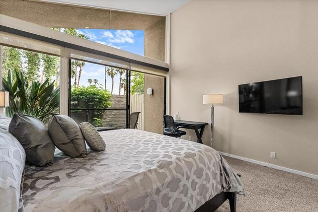 73721 Club Circle 412, Palm Desert, CA 92260