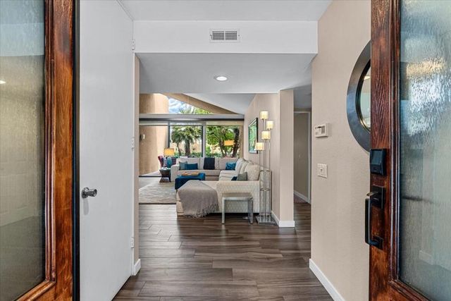 73721 Club Circle 412, Palm Desert, CA 92260