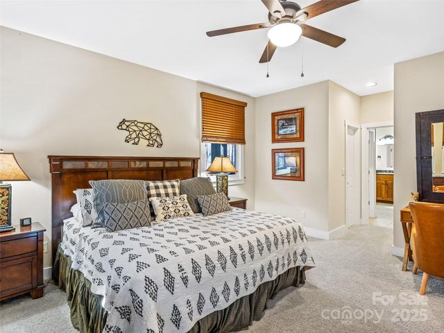 298 Hedgewood Drive, Tuckasegee, NC 28783