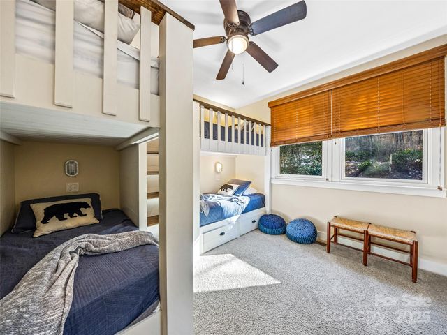 298 Hedgewood Drive, Tuckasegee, NC 28783