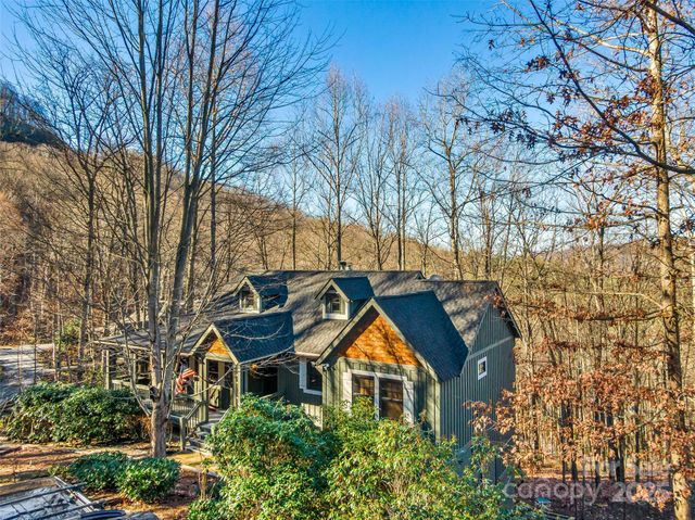 298 Hedgewood Drive, Tuckasegee, NC 28783