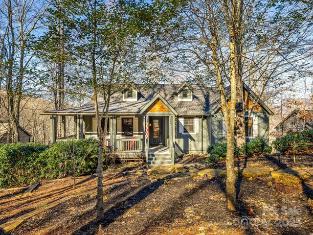 298 Hedgewood Drive, Tuckasegee, NC 28783