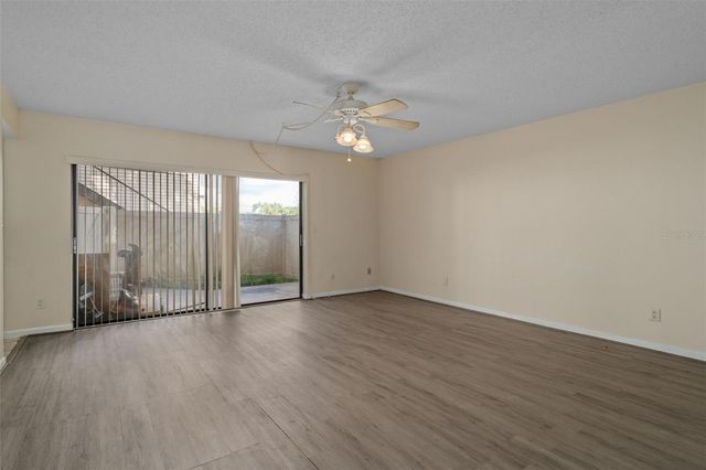 4821 PURITAN CIRCLE 104, Tampa, FL 33617