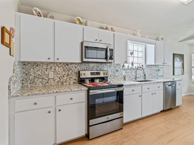 17812 SE 113TH TERRACE, Summerfield, FL 34491