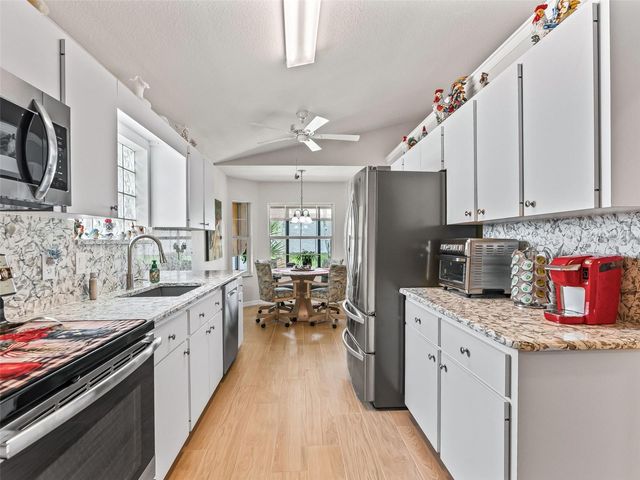 17812 SE 113TH TERRACE, Summerfield, FL 34491