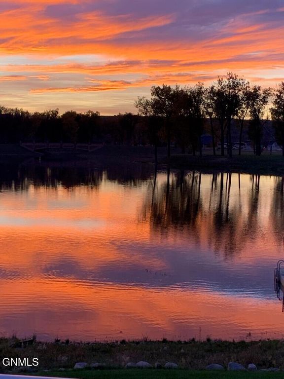 2916 Whisper Drive, Bismarck, ND 58504 photo 100