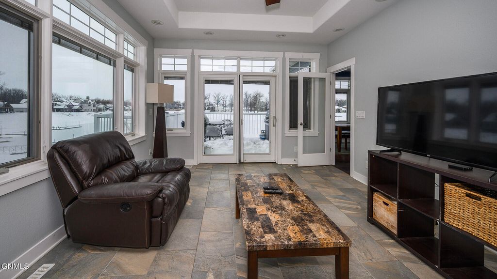 2916 Whisper Drive, Bismarck, ND 58504 photo 22