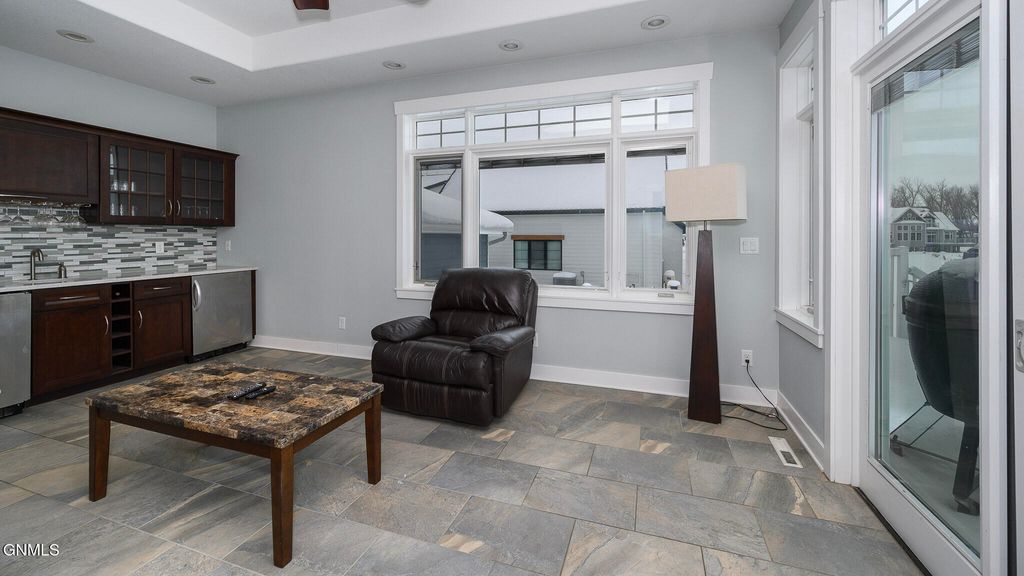 2916 Whisper Drive, Bismarck, ND 58504 photo 23