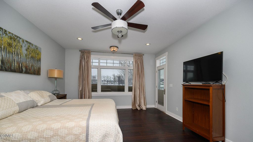 2916 Whisper Drive, Bismarck, ND 58504 photo 37