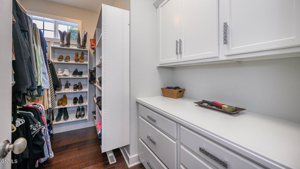 2916 Whisper Drive, Bismarck, ND 58504 photo 40