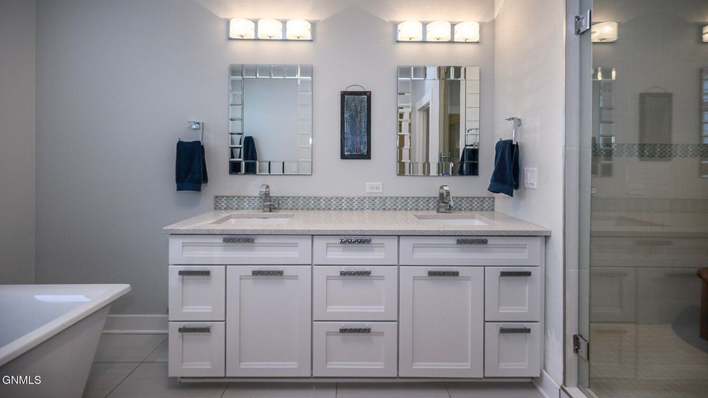 2916 Whisper Drive, Bismarck, ND 58504 photo 41