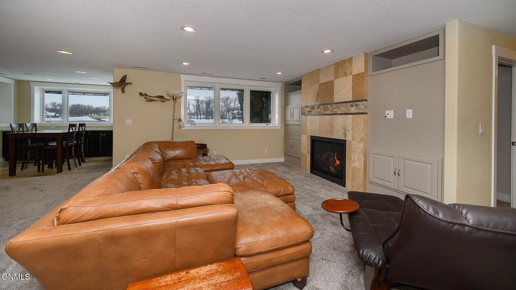 2916 Whisper Drive, Bismarck, ND 58504 photo 44