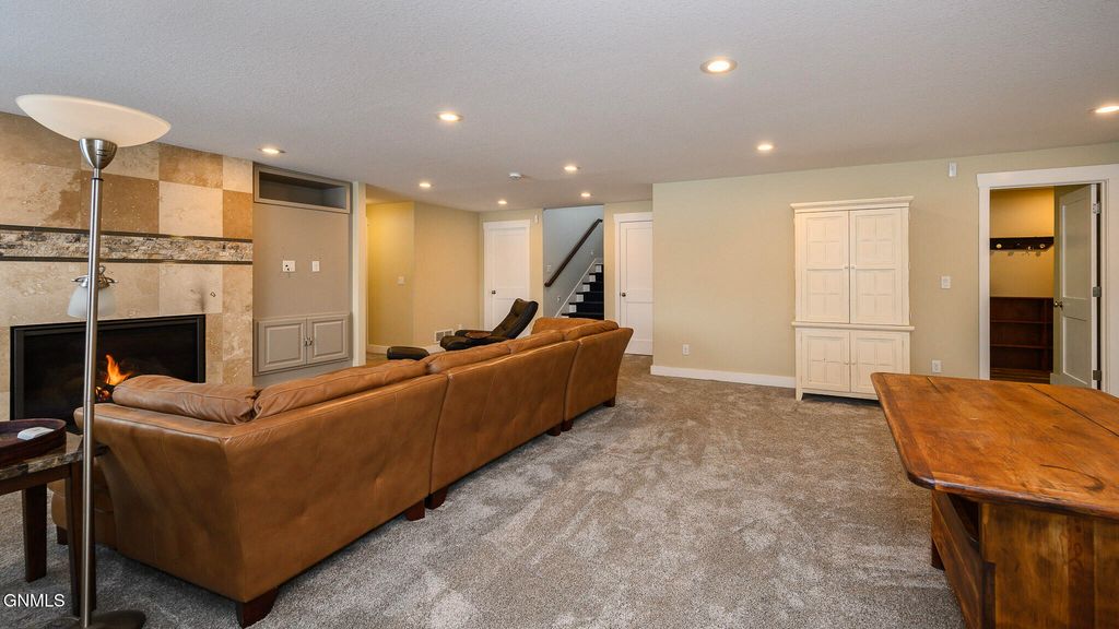 2916 Whisper Drive, Bismarck, ND 58504 photo 47