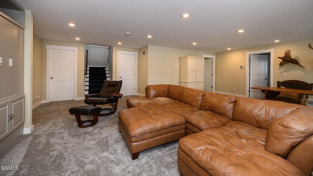 2916 Whisper Drive, Bismarck, ND 58504 photo 58