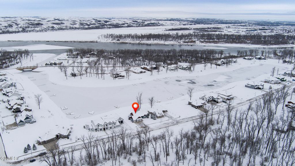 2916 Whisper Drive, Bismarck, ND 58504 photo 71