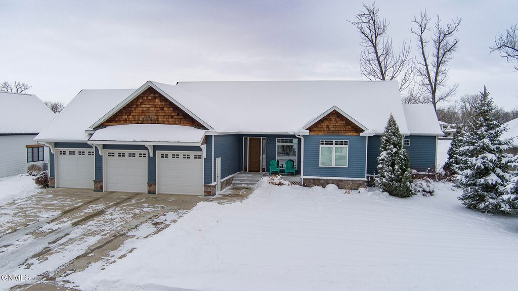 2916 Whisper Drive, Bismarck, ND 58504 photo 80