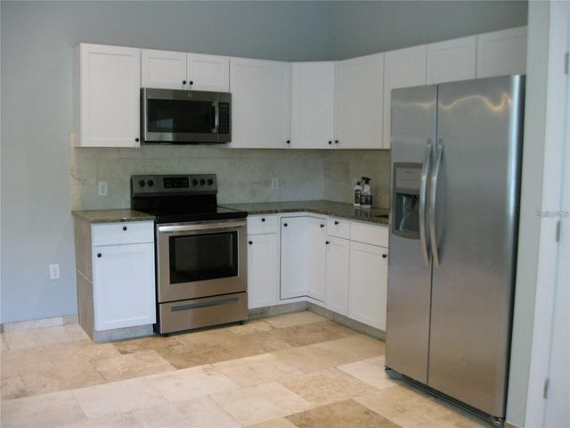 2009 COCOANUT AVENUE 2, Sarasota, FL 34234