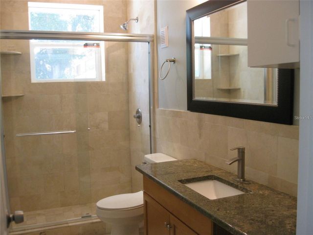 2009 COCOANUT AVENUE 2, Sarasota, FL 34234