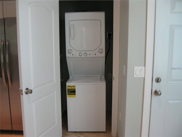 2009 COCOANUT AVENUE 2, Sarasota, FL 34234
