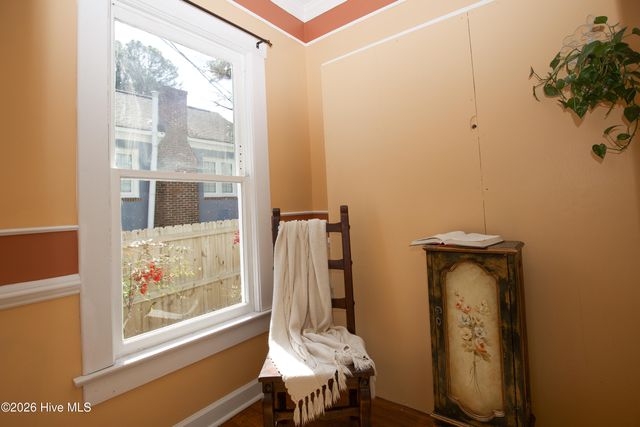 225 E Vermont Avenue, Southern Pines, NC 28387