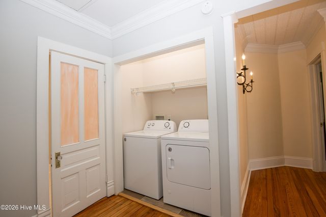 225 E Vermont Avenue, Southern Pines, NC 28387