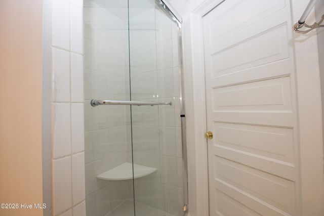 225 E Vermont Avenue, Southern Pines, NC 28387