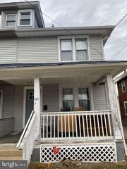 421 BRIDGEBORO ST, Riverside, NJ 08075