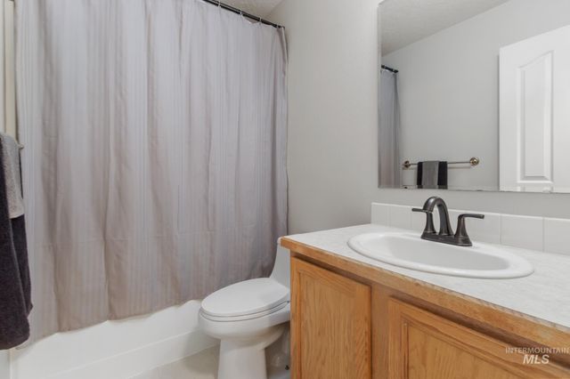 11680 W Trinity Ave, Nampa, ID 83651