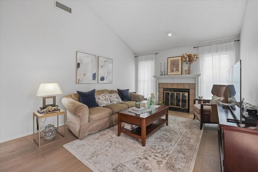 264 Jefferson Parkway, Fort Worth, TX 76107 — photo 2