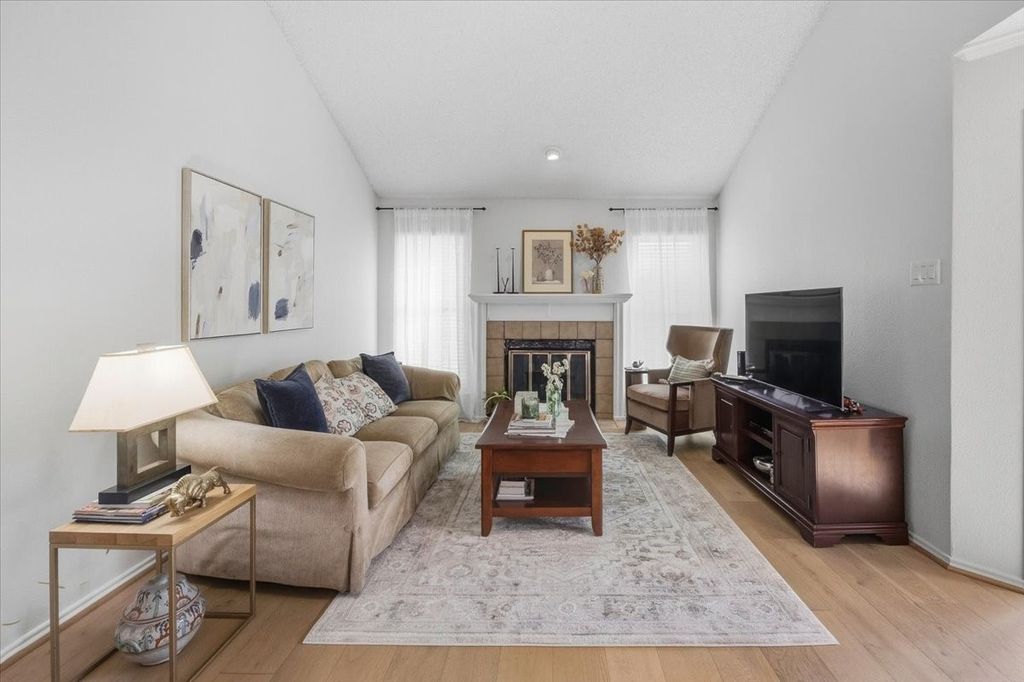 264 Jefferson Parkway, Fort Worth, TX 76107 — photo 3