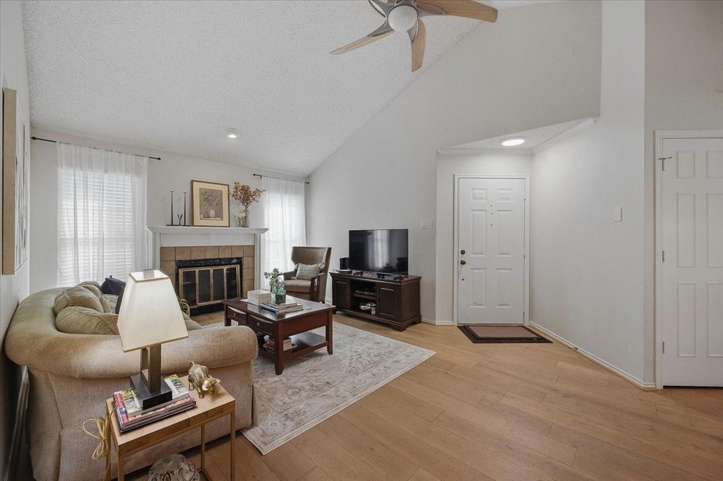 264 Jefferson Parkway, Fort Worth, TX 76107 — photo 4