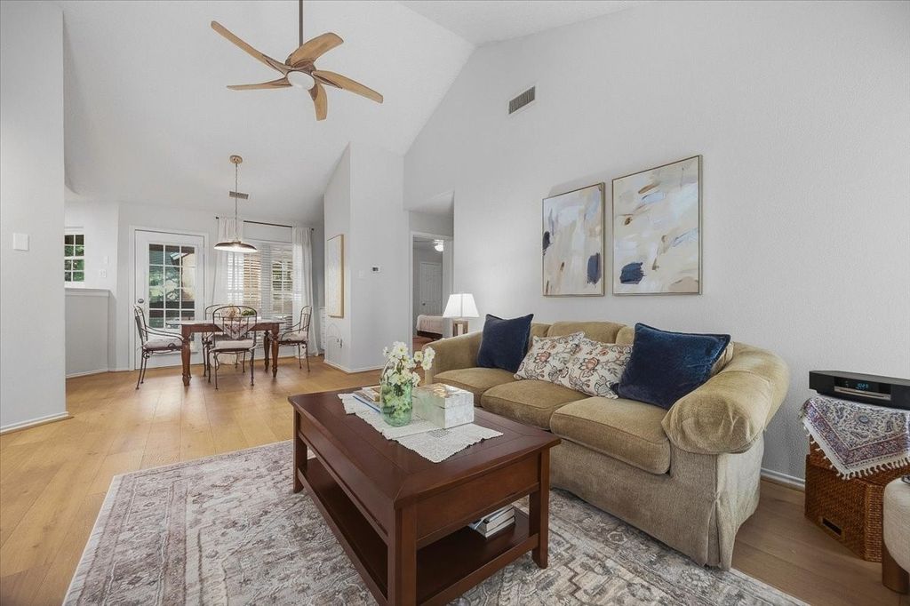 264 Jefferson Parkway, Fort Worth, TX 76107 — photo 5