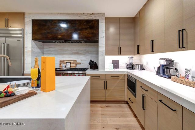 7697 Village Way 103, Park City, UT 84060