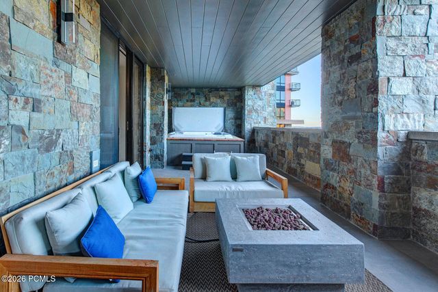 7697 Village Way 103, Park City, UT 84060