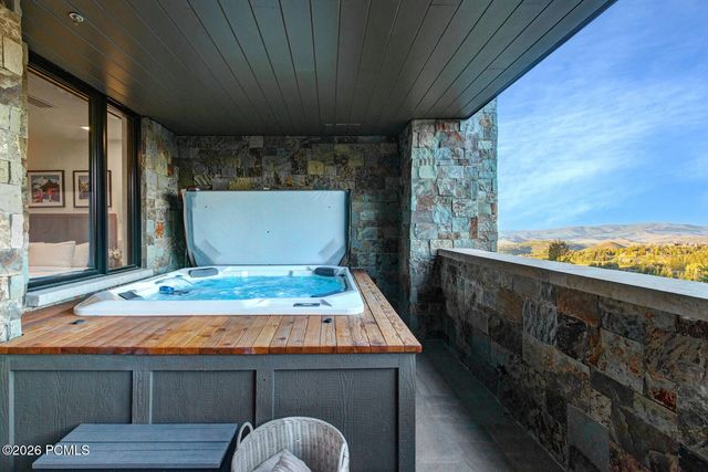 7697 Village Way 103, Park City, UT 84060