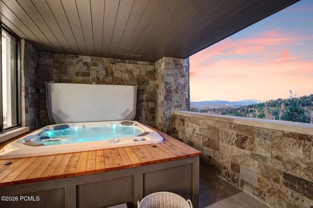 7697 Village Way 103, Park City, UT 84060