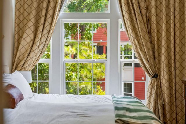 1826 Telfair Way, Charleston, SC 29412