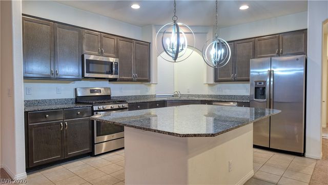 7122 Black Sage Street, Las Vegas, NV 89118