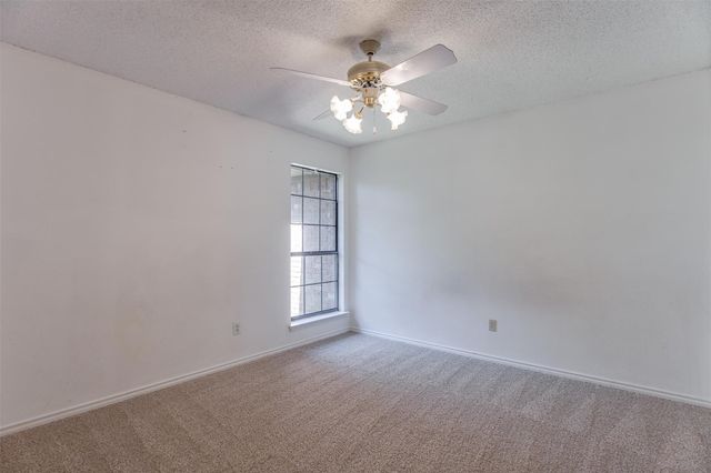 3924 Wentworth Drive, Arlington, TX 76001