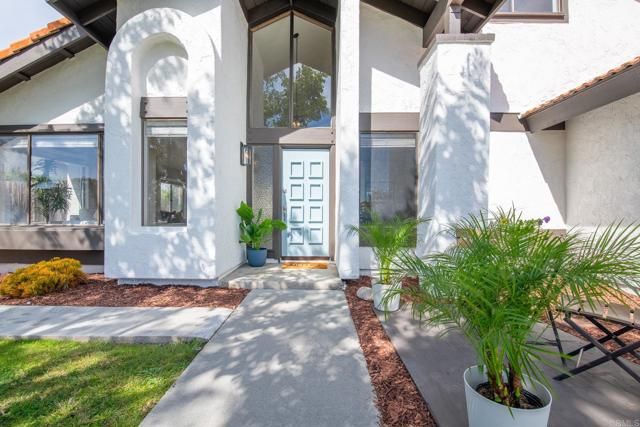 2940 Gaviota Circle, Carlsbad, CA 92009