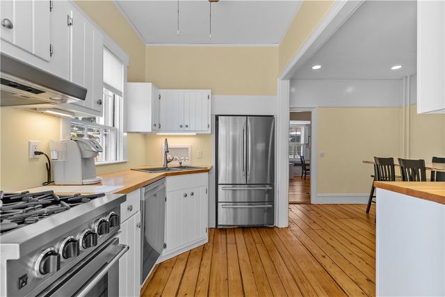 58 Second Street, Newport, RI 02840