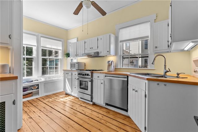 58 Second Street, Newport, RI 02840
